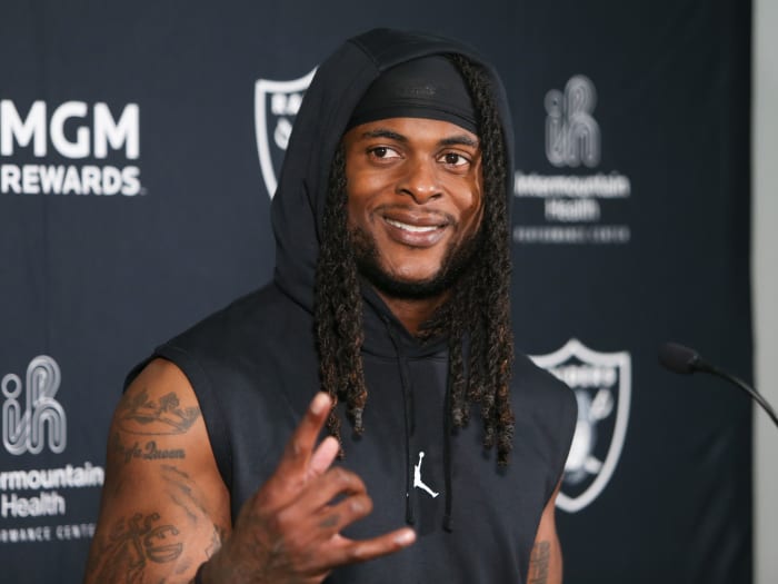 Las Vegas Raiders superstar WR Davante Adams to be featured in new program, "Receiver."